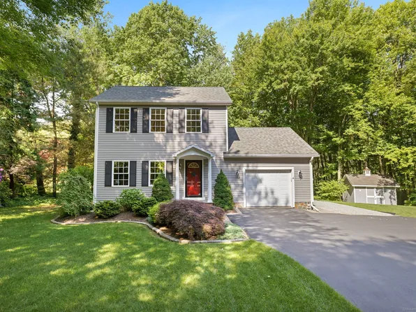 29 Shenipsit Lake Road, Tolland, CT 06084