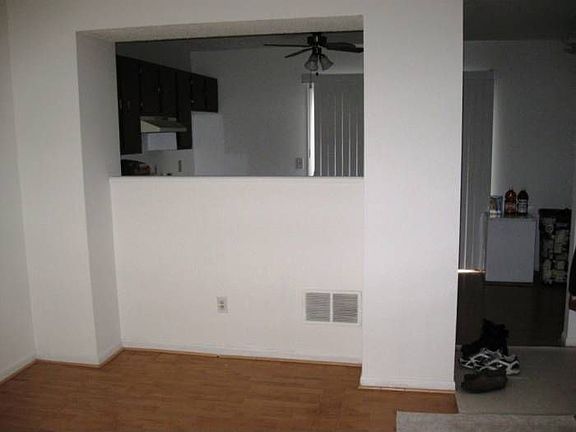 2nd image of 861 Pine Way Dr