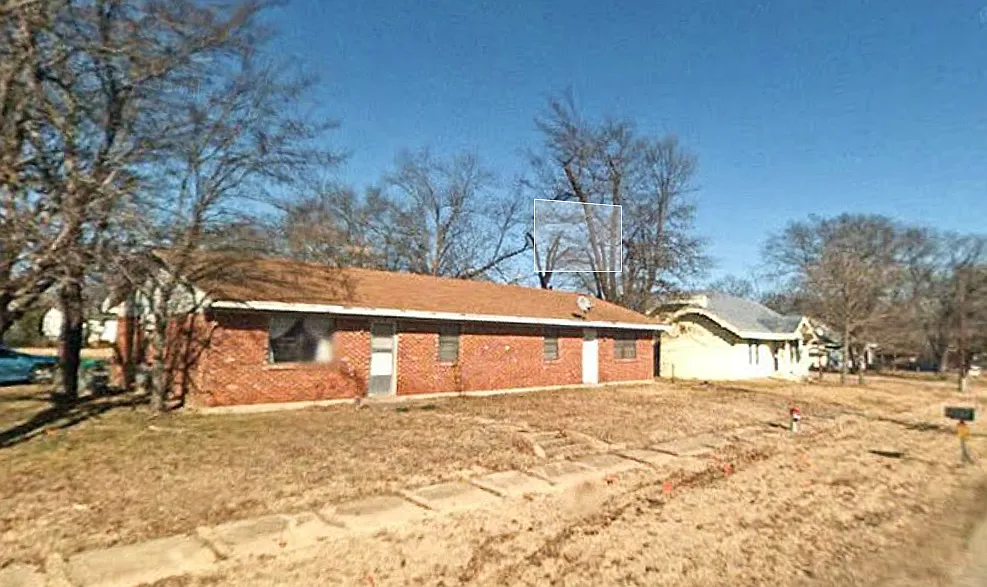 MAIN.216 A-B — Photo 1