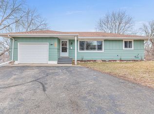 531 10th Ave S, South Saint Paul, MN 55075