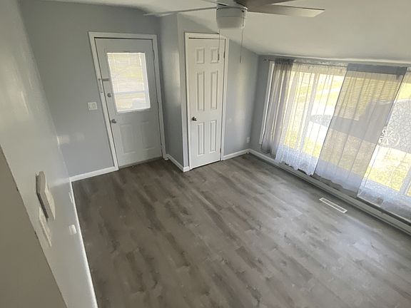 4th image of 145 Tillotson St