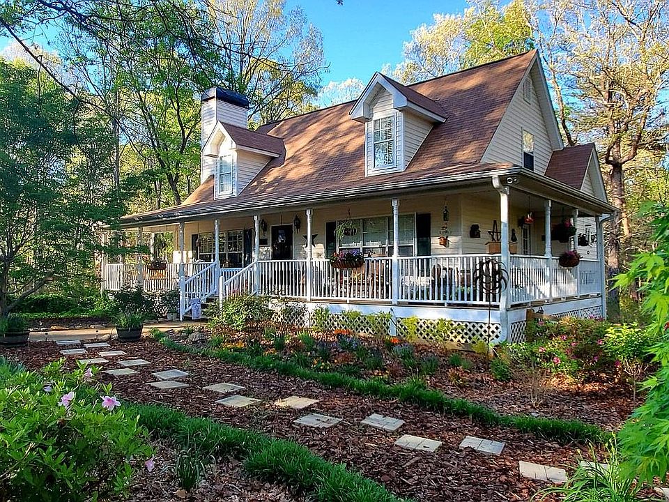 1st image of 39 Wildwood Ln