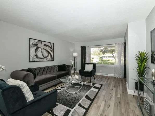 9635 West Kaul AVENUE, Milwaukee, WI 53225
