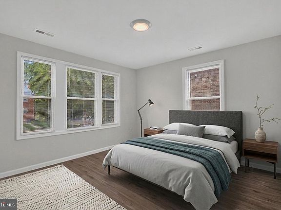 3rd image of 3968 Martin Luther King Jr Ave SW #2