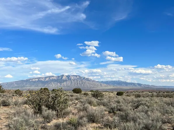 5023 Villanelle Rd NE, Rio Rancho, NM 87144