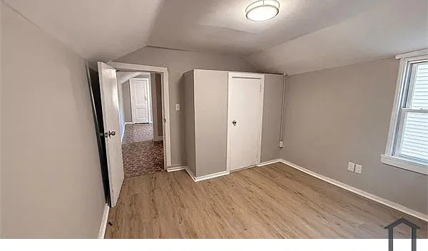 17 Elm St — Photo 4