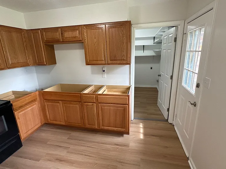 1814 Oakwood Dr — Photo 12