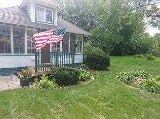 125 Lakewood Ave, Crystal Lake, IL 60014