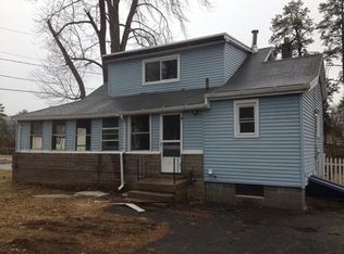 19 Belanger Rd, Southampton, MA 01073