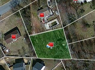 1706B Foust Rd, Greensboro, NC 27405