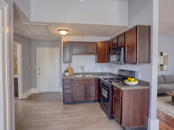The Emerson Apartments, 716 Brown St APT 4, Lafayette, IN 47901