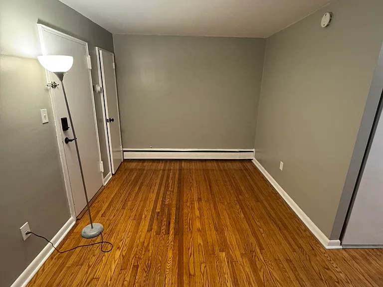 7231 Oxford Ave #3 — Photo 4