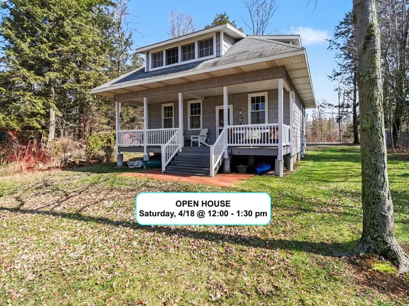 6461 S Shields Ave, Pentwater, MI 49449