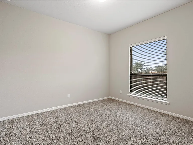 244 Scenic Hills Cir — Photo 7