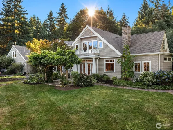 22626 111th Avenue SW, Vashon, WA 98070