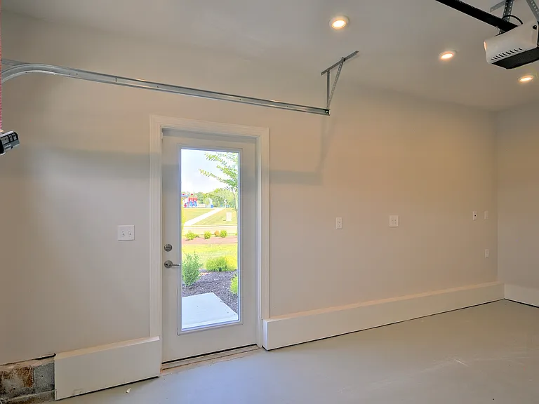 101 Bullpen Ct #F — Photo 41