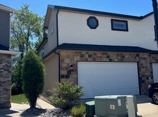 5877 N London Ave, Kansas City, MO 64151