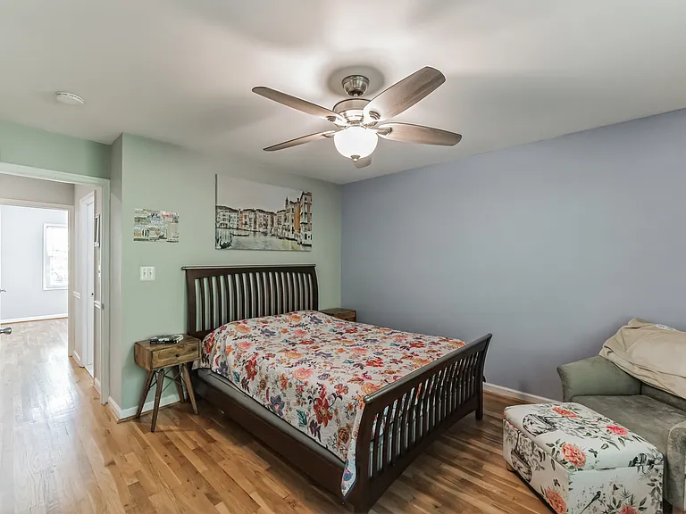 5920 Prince George Dr — Photo 18