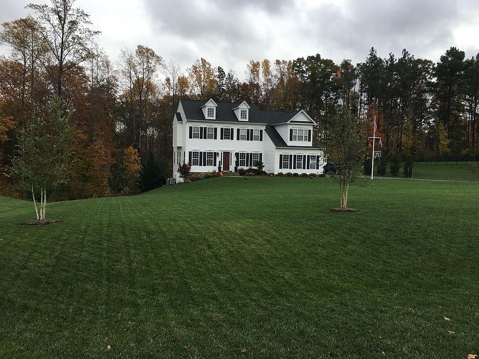 1st image of 39837 Claires Dr