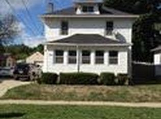 703 Spencer St NE, Grand Rapids, MI 49505