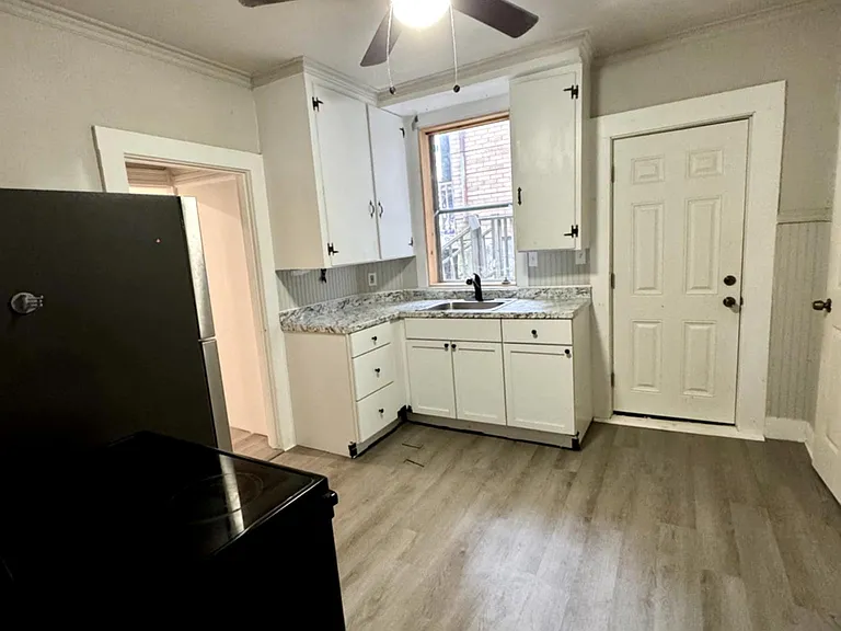 84 Bracewell Ave — Photo 9