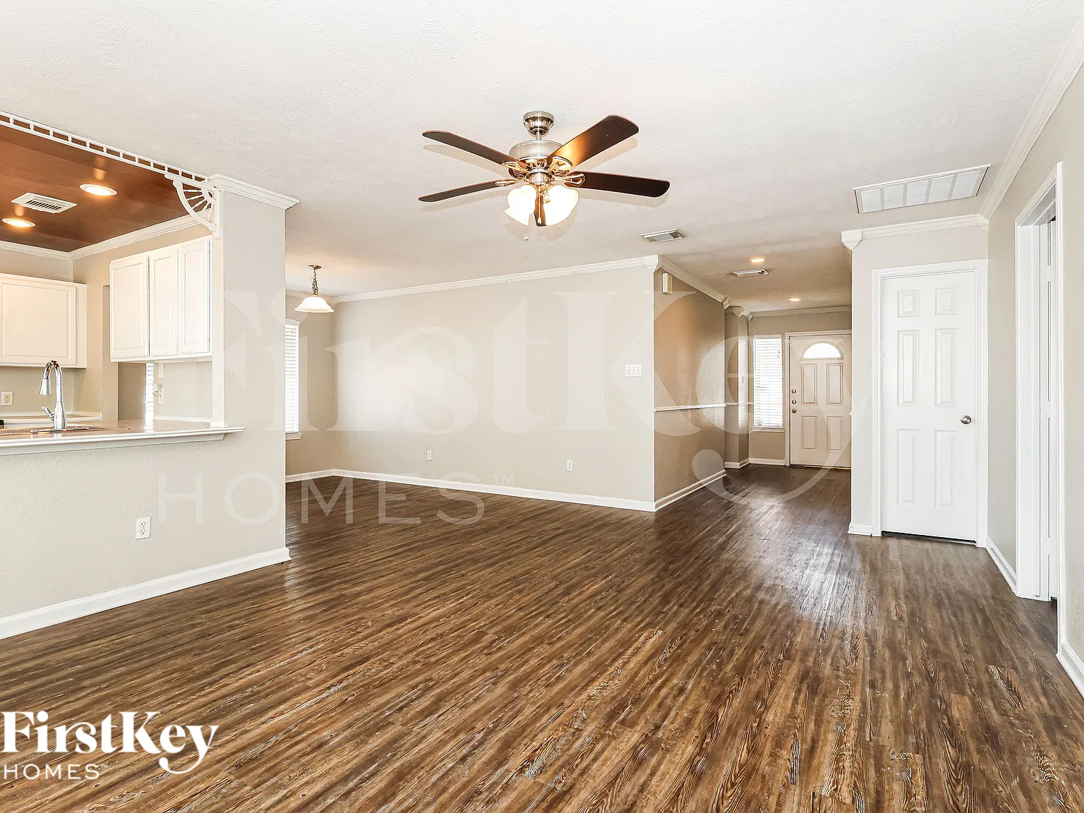 3 bed, 2.0 bath, 1440 sqft, $1,695 — Photo 3