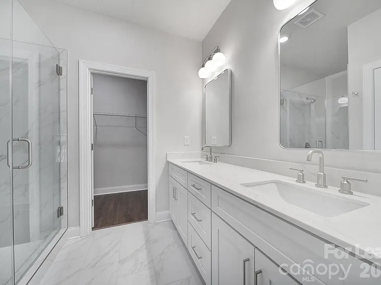 2432 Arty Ave — Photo 8