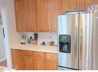 150 Hammersmith Dr, Suwanee, GA 30024