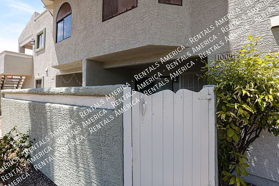 1st image of 850 S River Dr Unit 1009