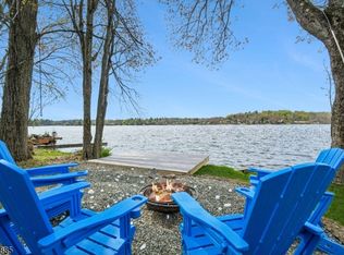 119 Lake Shore Dr W, Hewitt, NJ 07421