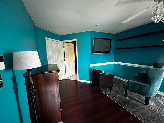 2nd image of 6607 Thackwell Way Unit 2208