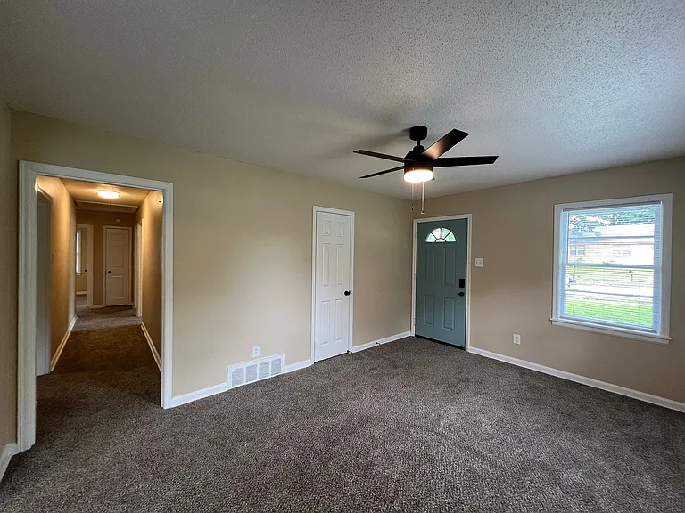 3525 N Trezevant St — Photo 8