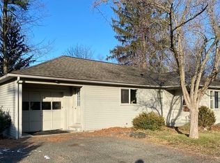 279 West St, Amherst, MA 01002