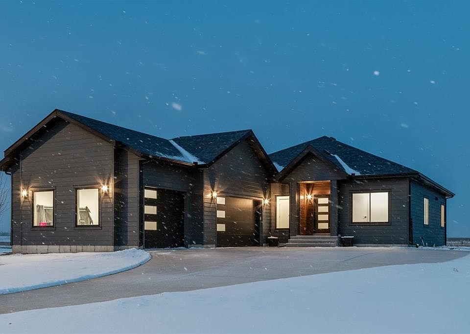 1st image of 232 W Red Tail Rdg SE