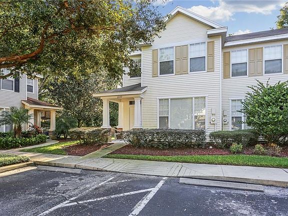 2nd image of 2223 Golden Oak Ln