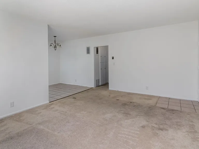 3662 Keystone Ave — Photo 5