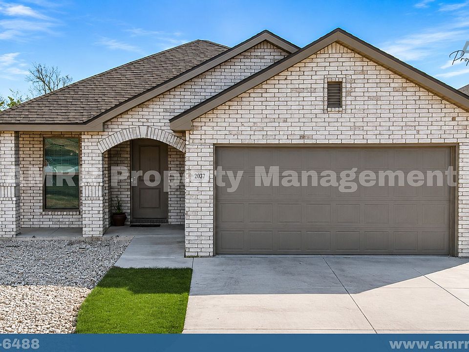 1st image of 2037 Kenwood Ave