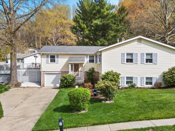 5909 Stone Pine Rd, Wilmington, DE 19808