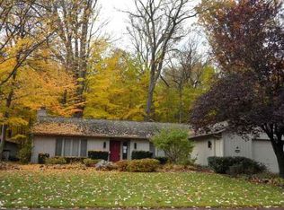 21615 Shagbark Trl, Strongsville, OH