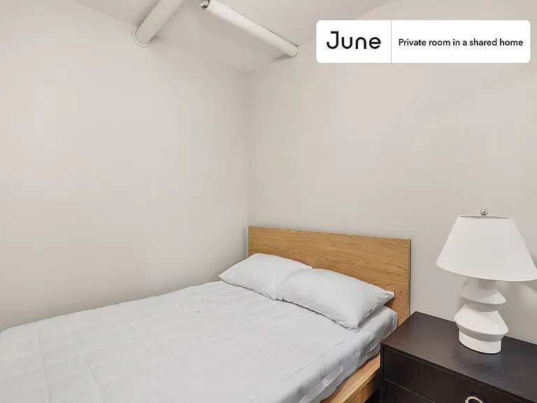 188 Claremont Ave #B — Photo 2