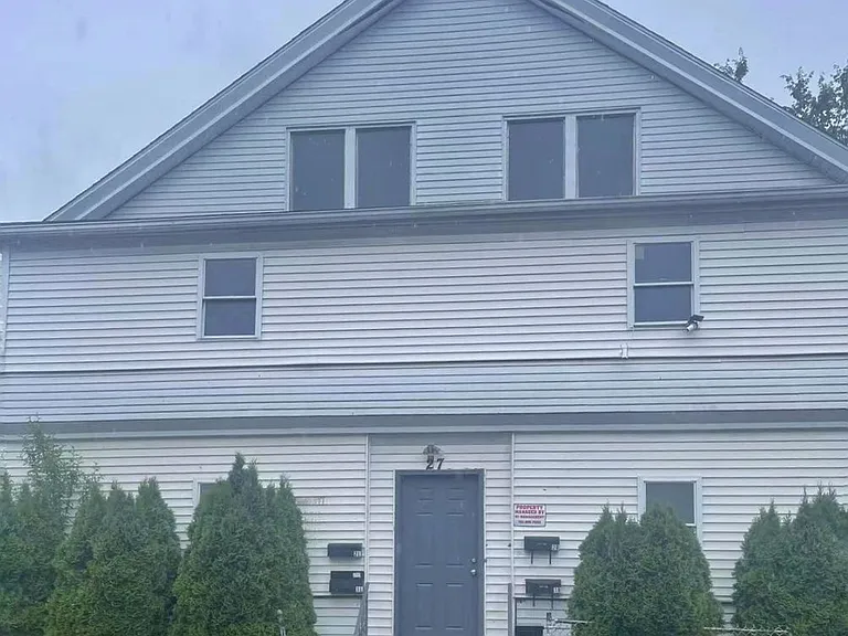 27 Loring St — Photo 8
