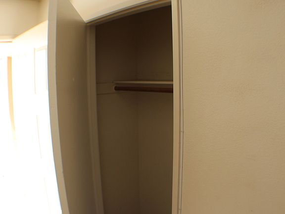 5th image of 6362 Bagley Ave APT 4