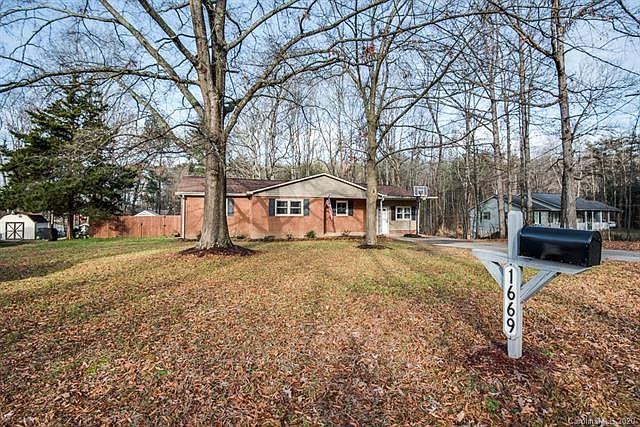 1st image of 1669 Belcross Ln