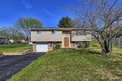 1st image of 103 Sioux Dr
