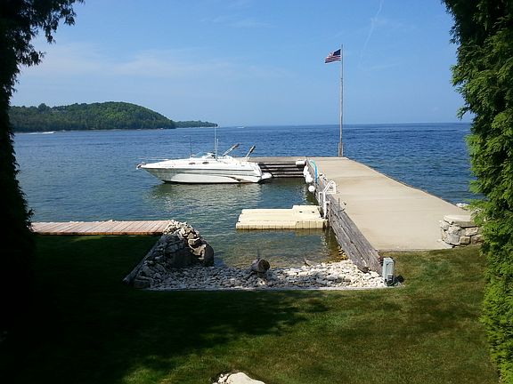 www.waterfront-home.webs.com