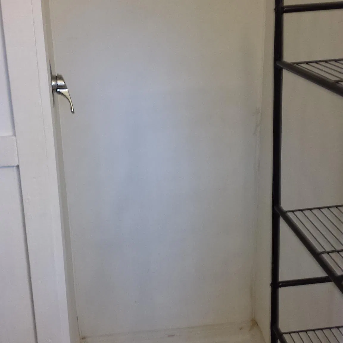 3 bed, 1304 sqft, $800 — Photo 2