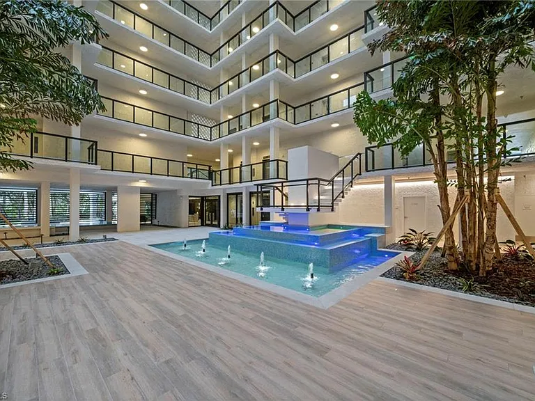 4031 Gulf Shore Blvd N #7D — Photo 45