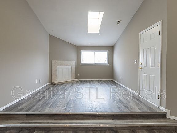 4th image of 3640 Cypress Creek Dr