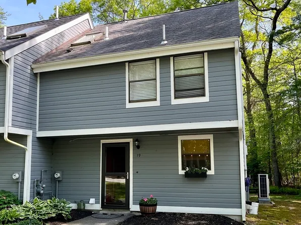 19 Greenwood Village St S #19, North Easton, MA 02356