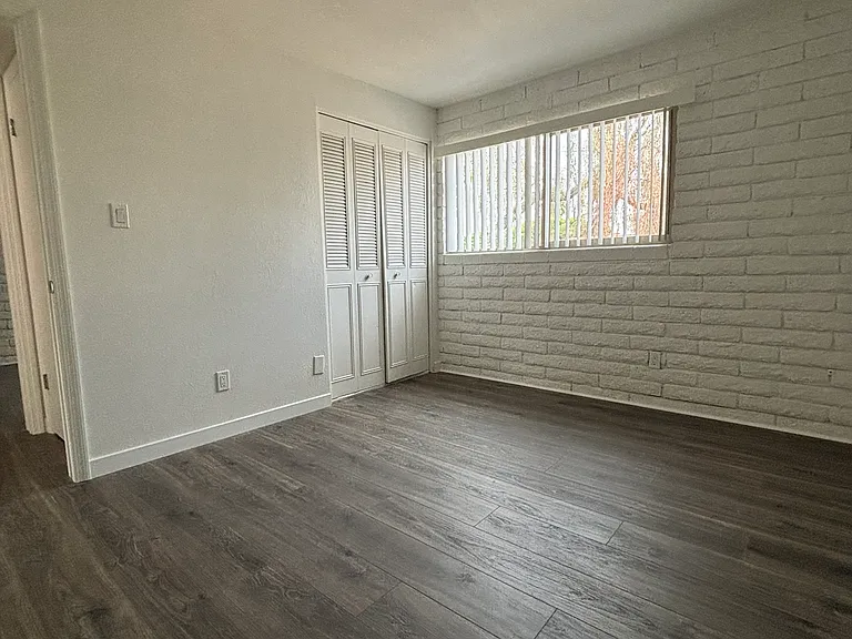 6565 N 17th Ave #14 — Photo 11